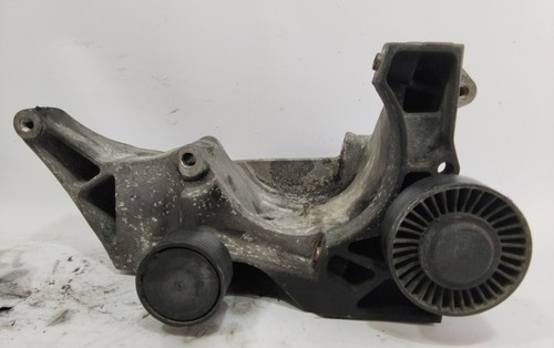 13992010 lichtmaschine generator halter BMW SERIE 1 BERLINA E81 E87 1806409