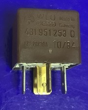 Porsche 944/924S Sunroof Relay 431951253D. 431 951 253 D (LB35)
