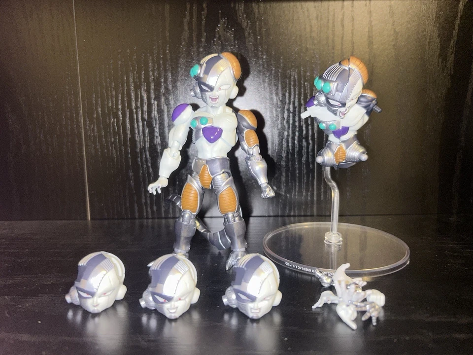 Bandai SH Figuarts MECHA FRIEZA Dragon Ball Z  Figure - Image 2 of 2