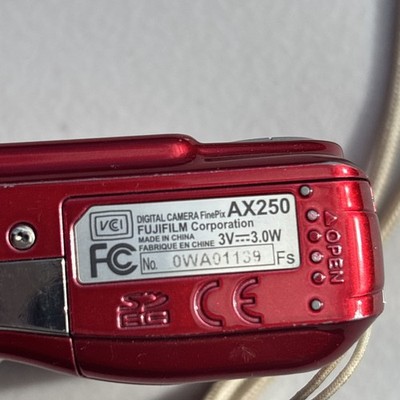 Fujifilm FinePix AX250 Compact Digital Camera in Red 8 Gb SD Card