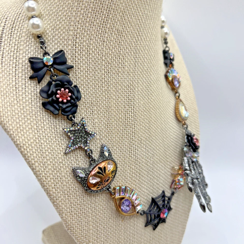 Betsey Johnson Halloween Charm Necklace Skelton Hand Cat Spider Web NWT 21" - Image 2 of 4