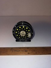 PFLUEGER 1492 AK MEDALIST FLY FISHING REEL