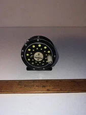 PFLUEGER 1492 AK MEDALIST FLY FISHING REEL