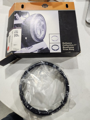 Harley Davidson 7 in. Defiance Headlamp Trim Ring Black 61400433 Machine Cut  