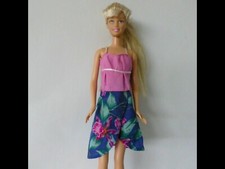 Vintage Barbie w/ Tropical Outfit Shoes 1999 Mattel - Excellent Condition