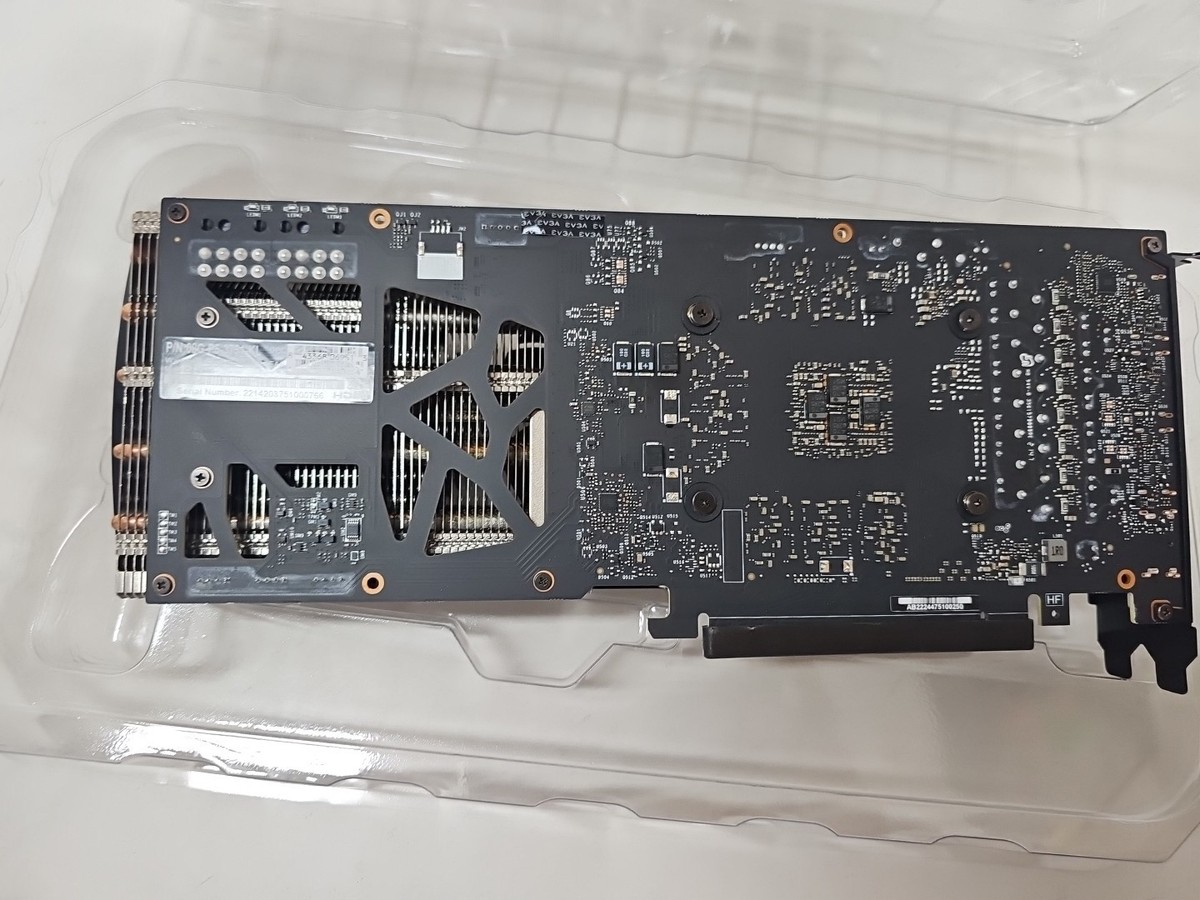 EVGA GeForce RTX 3070 Ti XC3 ULTRA GAMING 8GB GDDR6X