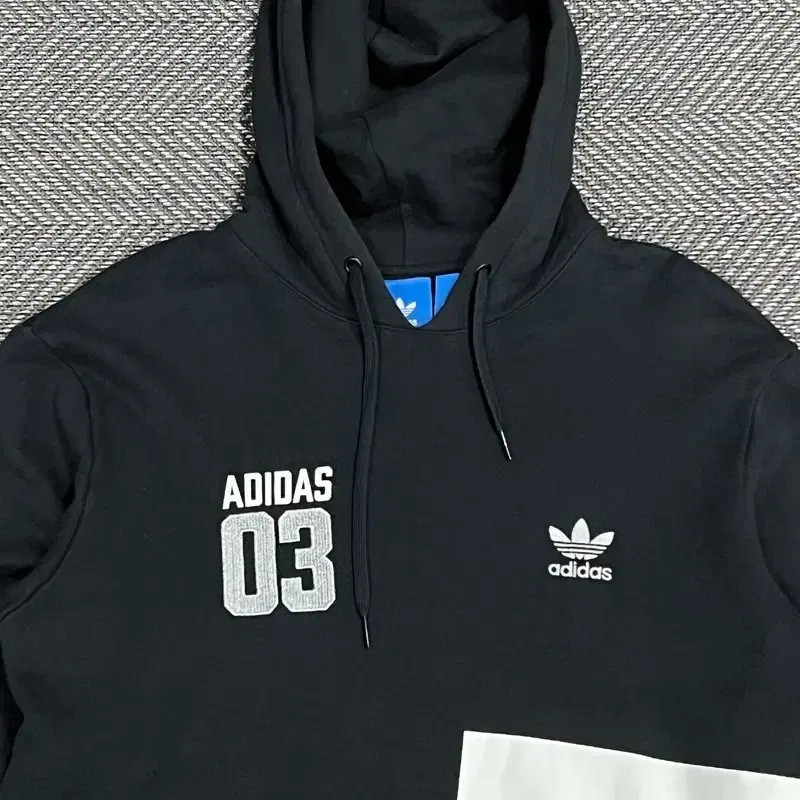 Adidas Vintage Printing Hoodie V1233 Men Size 55 thumbnail 3