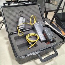 Fluke LS-1310/1550 Laser Source Fiber Optic Testing Tool w/DSP-FOM & 850/1300