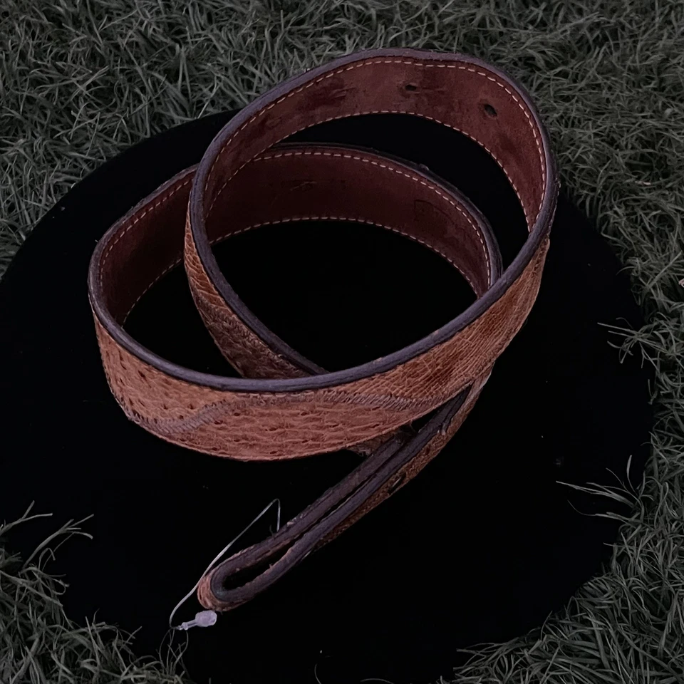 复古全新 NOS Western OSTRICH 1.5 英寸皮革皮带 30-32 英寸 Glam 牛仔美丽 — 第 2/4 张图片