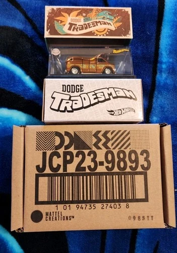 Hot Wheels RLC Red Line Club Root Beer Dodge Tradesman Van JCP23-9893