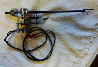Hadcock GH230 tonearm