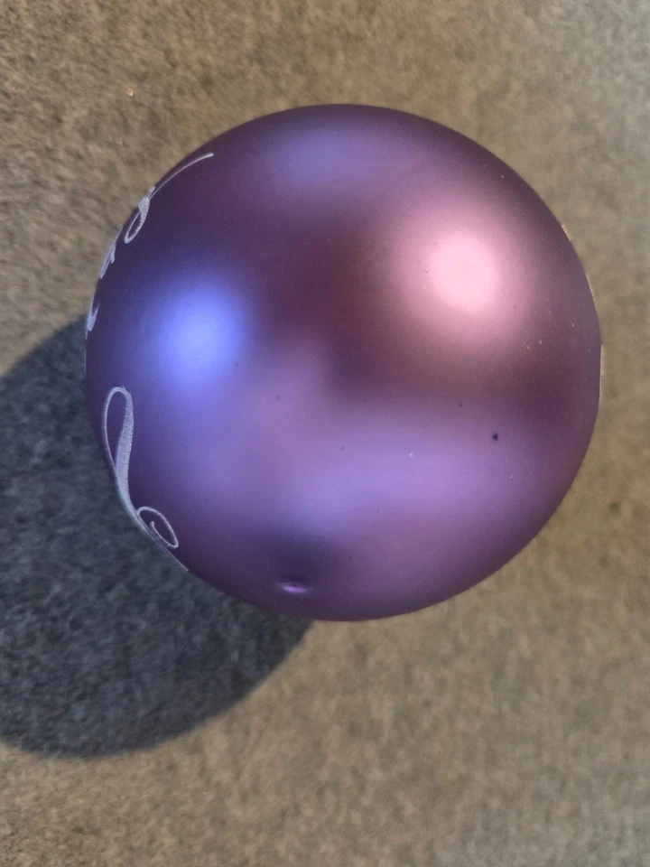 Hand Blown Glass Christmas Ornament Purple/Merry Christmas 2000 4" - Image 3 of 4