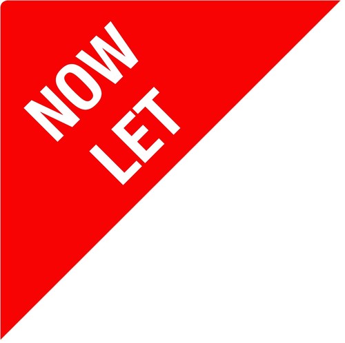 STUDENT PROPERTY - Estate Agents Stickers - Triangles - SALE AGREED - SOLD - Picture 2 of 13