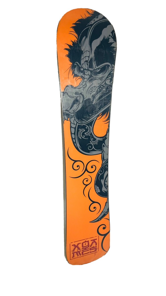 Dragon Snowboarding Logo