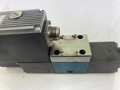 Distributeur Hydraulique Rexroth 4WRSEH 6 V50LD-30/G24K0/A1V R900942213 + Régulateur - Occasion