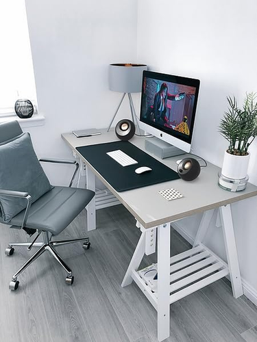 Creative Pebble V3 Minimalistic 2.0 USB-C Desktop Speakers with USB Audio, Clear - Picture 2 of 12