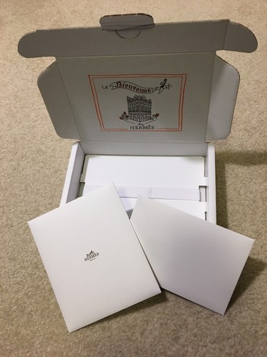 Hermes White Cardboard Gift Box Bienvenue Chez Hermes 23cm x 15cm x 4.5cm Card