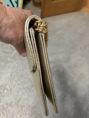 New with tags Madison West Los Angeles Gold Chain Purse - Picture 2 of 6