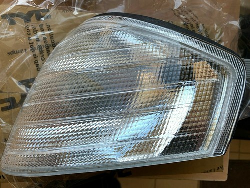 MERCEDES BENZ SL R129 1992-2001 FRONT Right Left CLEAR INDICATORS 1 PAIR RH+LH - Picture 3 of 5