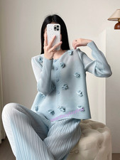Women Pleated Cardigan 3D Floral Applique Long Sleeve Crew Neck Button Jacket