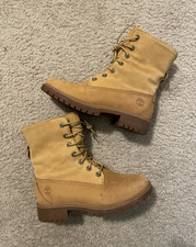 Timberland 6 inch Women s Size 6 Tan Boots Faux Fur Lined Chunky Bottom