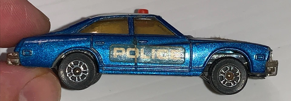 Corgi Juniors Buick Regal City of Metropolis Police Dept Superman Blue & White - Image 2 of 4