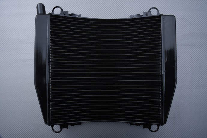 Radiateur eau KAWASAKI ZX7R remplace un bloc fuyard