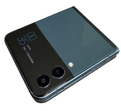 Samsung Galaxy ZFlip4 256GB Graphite [Defekt - Pixelproblem, Passcode gesperrt]