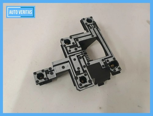 The original Ford Mondeo 1 2 Limo lamp carrier LINKS Built 93-00 96BG13N004 - Picture 2 of 4