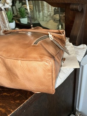 NWT Bed Stu Leather Howie Flapover Leather Backpack Tan  display picture 1