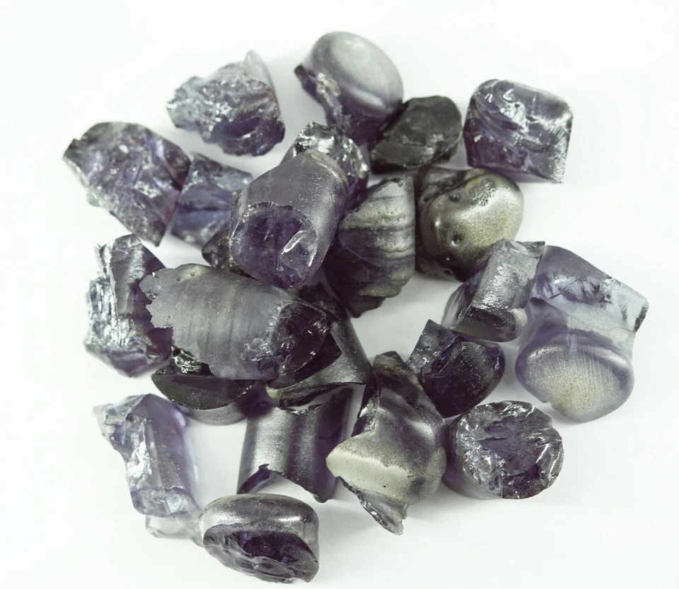 Lote de 2500 quilates certificado color alejandrita natural - cambio de piedras preciosas sueltas ásperas Foto 3 de 4