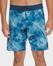 Billabong Mens All Day Airlite Boardshort in Blue Size 29