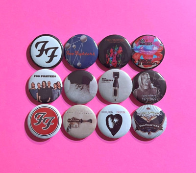 Foo Fighters 1.25'' Button Pin Lot of (12) Alternative Rock Dave Grohl Hard Rock