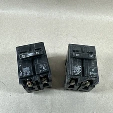 Two 2 Siemens Q250 2 Pole 50 Amp 120/240VAC Circuit Breaker Type QP250 Lot Of 2