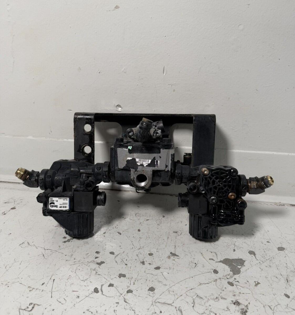 カーミ 2020 Peterbilt 579 ABS Valve Complete Assembly K056040 | eBay