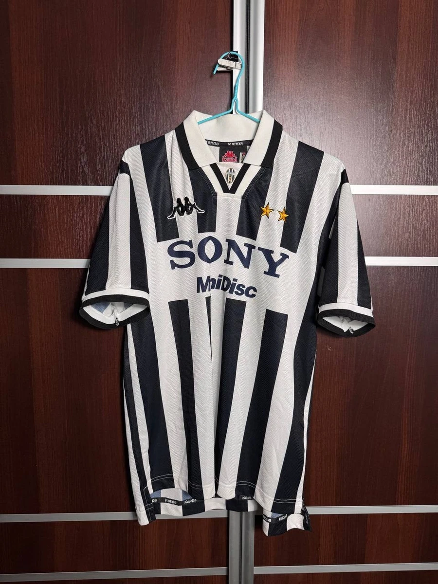25+ Juventus Kappa In International Club Soccer Fan Apparel