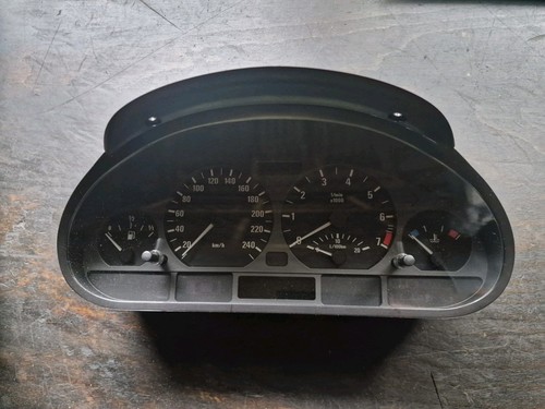 BMW E46  Tacho  Kombiinstrument Bosch 6932894  Benzin