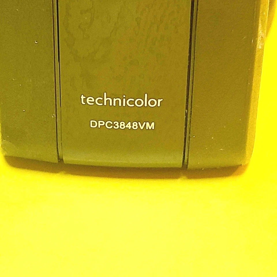 TECHNICOLOR DPC3848VM DOCSIS 3.0 CABLE MODEM INTEGRATED WIRELESS ROUTER WAN LAN - Image 2 of 4