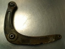 Triangle de suspension Peugeot 2008