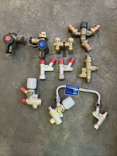 Resideo Braukmann AMX Series Thermostatic Mixing Valve Manual Brass 3/4" sweat