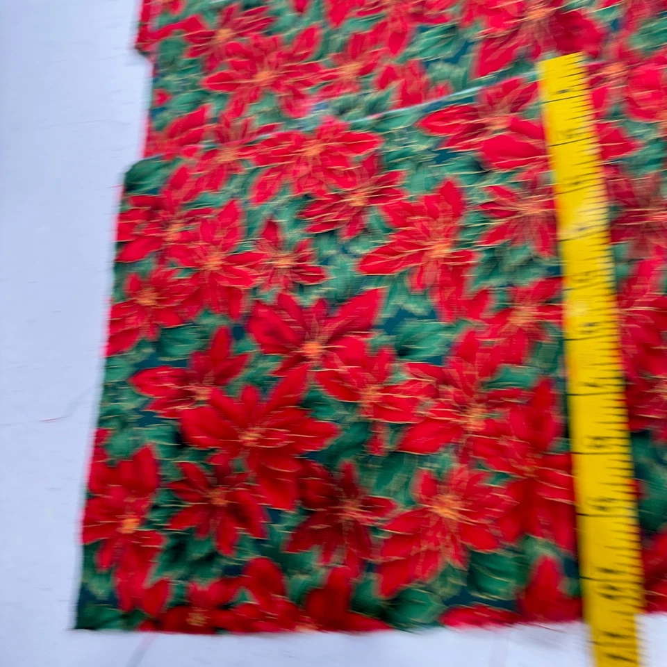 vintage cotton quilting fabric red holly floral 10x20 - Image 4 of 4