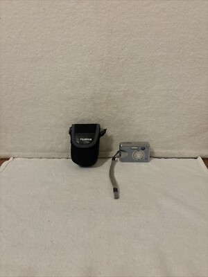 Fujifilm Finepix A360 4.1MP 3x Zoom Digital Camera Blue/Silver W Case READ DESC