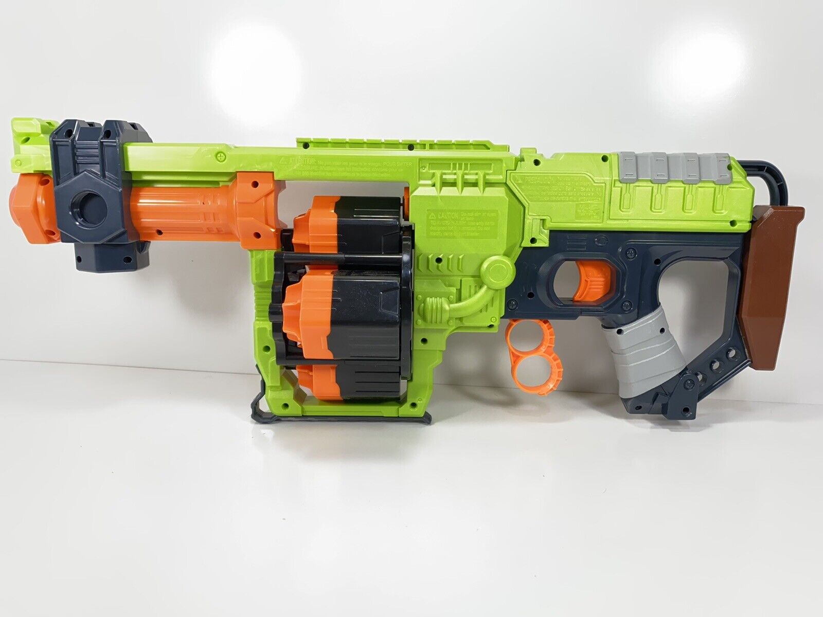 Nerf doominator zombie strike metralhadora - original e super conservada em  perfeito estado.