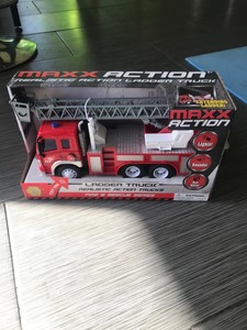 maxx action fire truck
