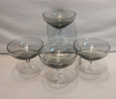 Set of 4 Vintage FOSTORIA Debutante Champagne Sherbet Glasses Grey Smoke 4-3/8''