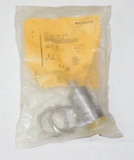 New Turck Bi15-M30-RP6X-H1143 Inductive Proximity Sensor Switch T4618535 Module
