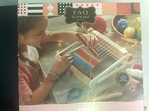 fao schwarz loom