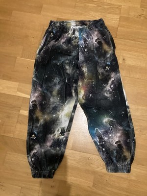 Molo Jogginghose Gr152 -eher Gr.140 mit Weltraumprint