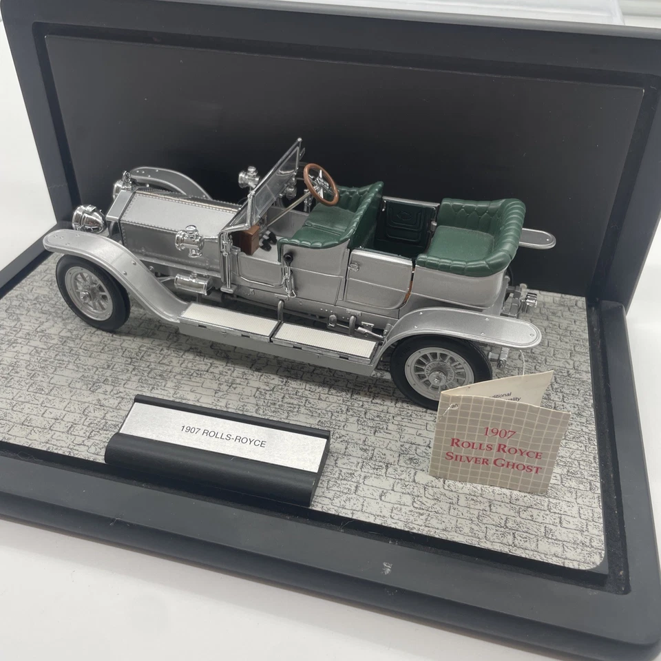 Rolls Royce Silver Ghost Franklin Mint 1907 escala 1/24 modelo diecast en caja Foto 4 de 4