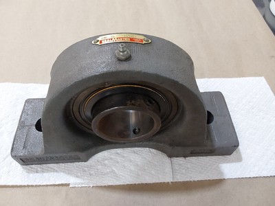 SealMaster EMP-35 Pillow Block Ball Bearing Unit 2-3/16''Bore Two Bolt Base Cast 